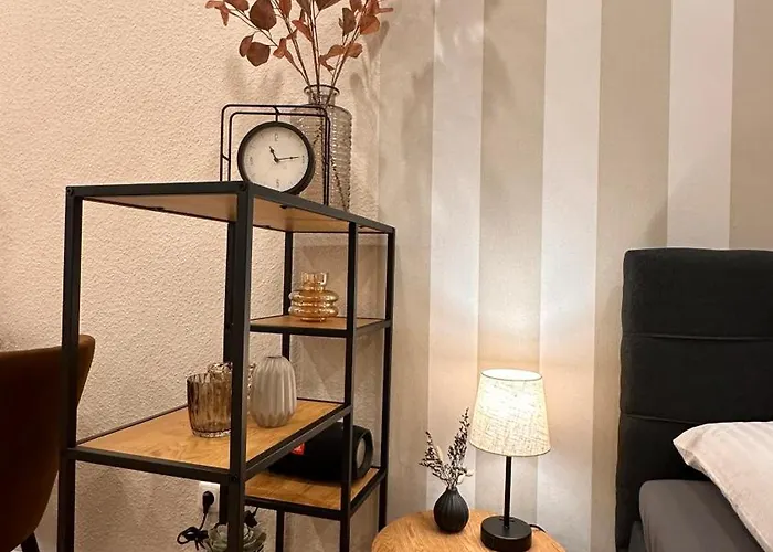 Bellahomes, Aircondition, Private Parking, Netflix, Airport 30 Minuten Apartmán Erlensee