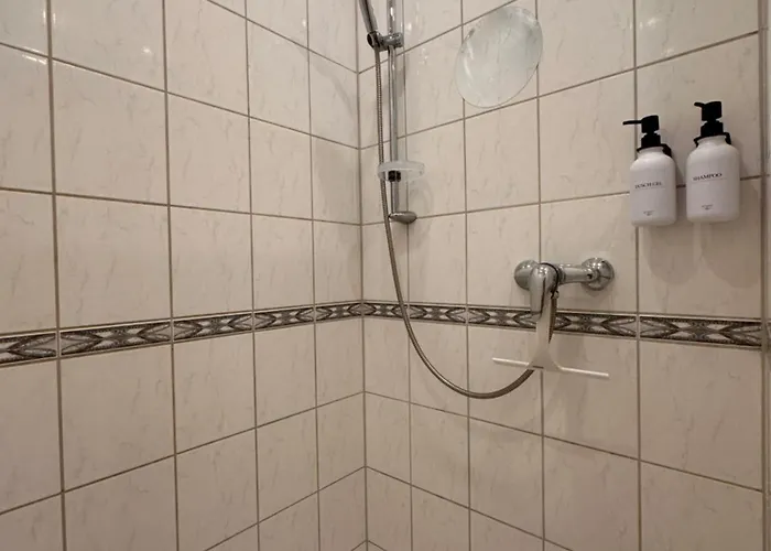 Bellahomes, Aircondition, Private Parking, Netflix, Airport 30 Minuten Erlensee